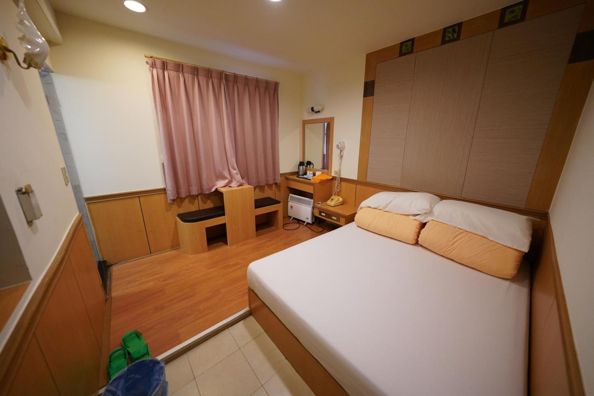 Wun Sun Hotel Zhongzheng  Eksteriør billede